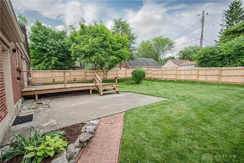 3709 Strathmoor Dr, Kettering, OH 45429 photo 36