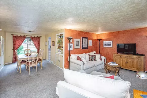 3709 Strathmoor Dr, Kettering, OH 45429 photo 7