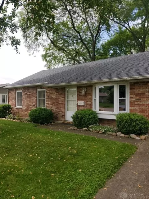 920 Frontier Dr, Troy, OH 45373