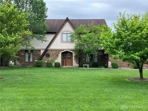 1491 Woodland Greens Blvd, Springboro, OH 45066