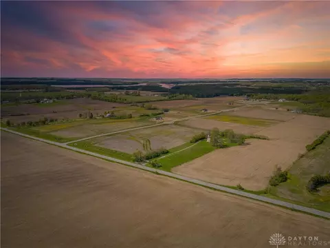 578 Maple Point Ct #LOT 14, Chester Twp, OH 45177