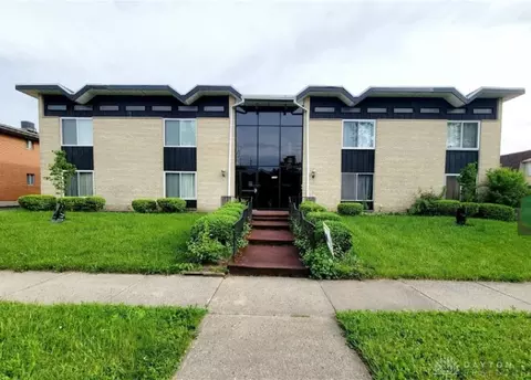 3160 Valerie Arms Dr #4, Dayton, OH 45405