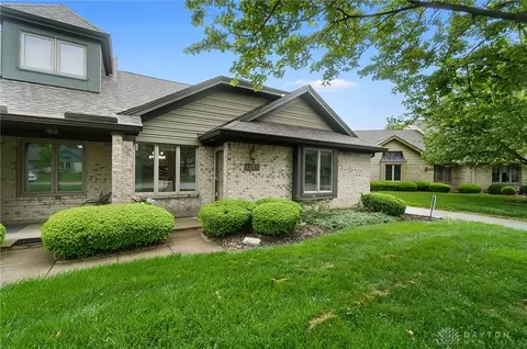 1329 Donson Cir, Kettering, OH 45429