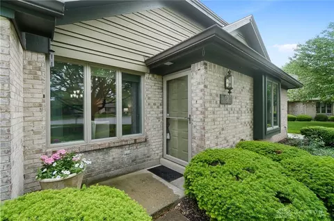 1329 Donson Cir, Kettering, OH 45429 photo 5