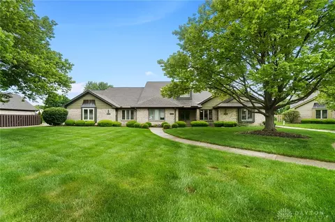 1329 Donson Cir, Kettering, OH 45429 photo 3
