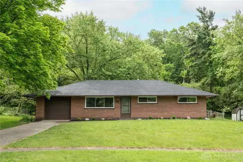 2011 Lehigh Pl, Dayton, OH 45439