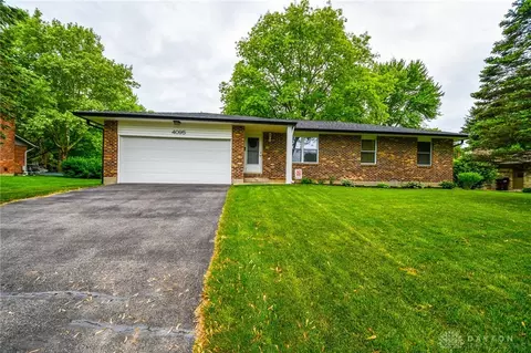 4095 Danern Dr, Beavercreek, OH 45430