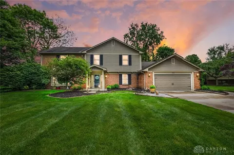 1546 Old Spring Ct, Washington Township, OH 45458