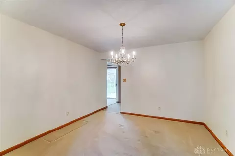 992 Hyde Park Dr, Centerville, OH 45429 photo 8