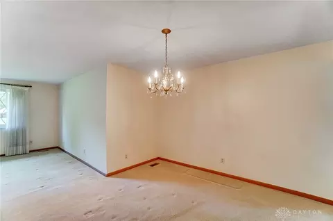 992 Hyde Park Dr, Centerville, OH 45429 photo 11