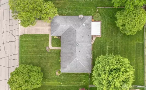 992 Hyde Park Dr, Centerville, OH 45429 photo 49