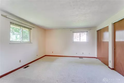 992 Hyde Park Dr, Centerville, OH 45429 photo 29