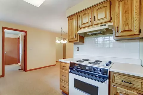 992 Hyde Park Dr, Centerville, OH 45429 photo 16