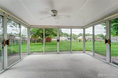 992 Hyde Park Dr, Centerville, OH 45429 photo 27