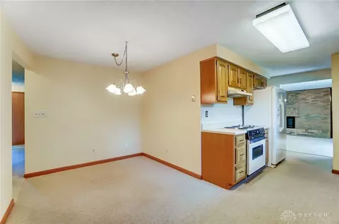 992 Hyde Park Dr, Centerville, OH 45429 photo 19