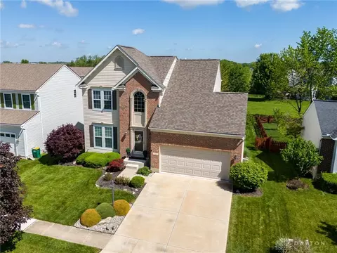 52 Lownes Ct, Springboro, OH 45066