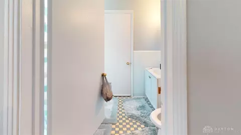 2670 Shaffer Ave, Cincinnati, OH 45211 photo 8