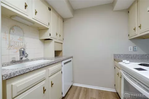 6304 Jason Ln, Dayton, OH 45459 photo 13