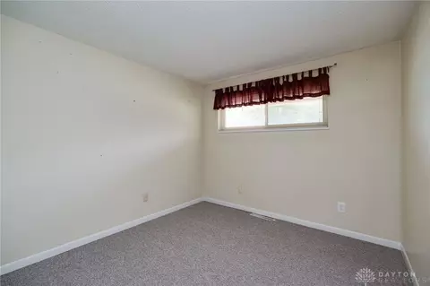 3972 Cordell Dr, Kettering, OH 45439 photo 12