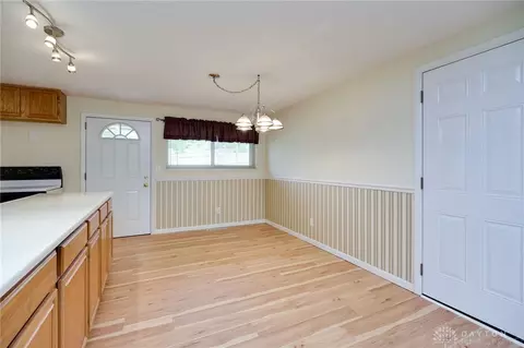 3972 Cordell Dr, Kettering, OH 45439 photo 7