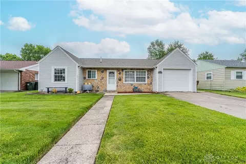 214 N Brown School Rd, Vandalia, OH 45377