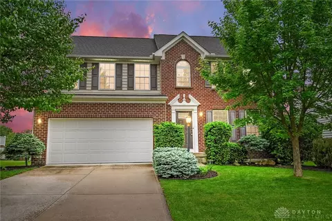 1322 Artesian Ln, Fairborn, OH 45324