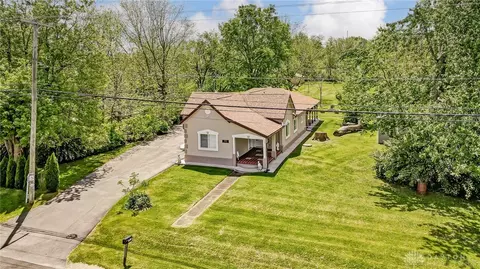 1905 E Leffel Ln, Springfield, OH 45505