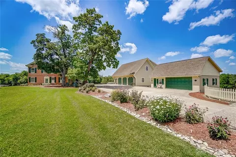 Exterior - 5925 Weidner Rd, Springboro, OH 45066 photo 6 of 19