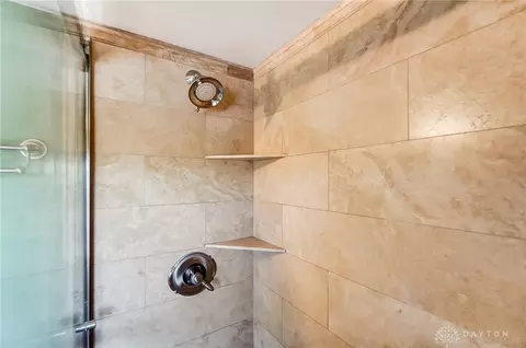 Bath - 5925 Weidner Rd, Springboro, OH 45066 photo 9 of 10