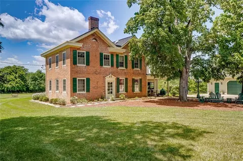 Exterior - 5925 Weidner Rd, Springboro, OH 45066 photo 7 of 19