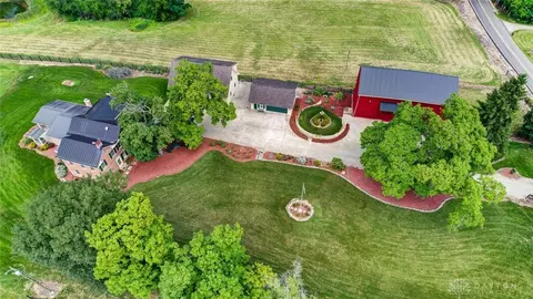 Exterior - 5925 Weidner Rd, Springboro, OH 45066 photo 3 of 19