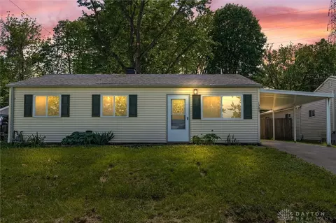 1304 Sanford Dr, Dayton, OH 45432