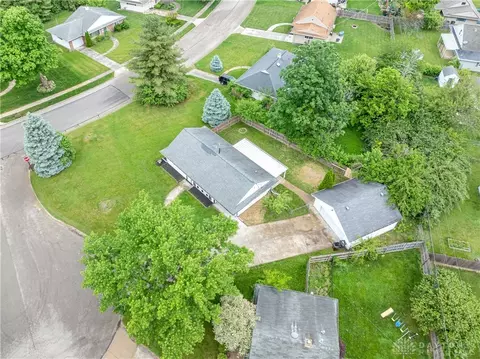 3838 Saranac Cir, Dayton, OH 45429 photo 41