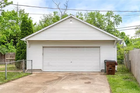 3838 Saranac Cir, Dayton, OH 45429 photo 36