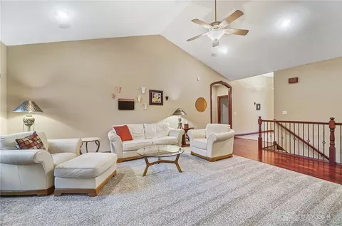 7230 Beaver Brook Dr, Springboro, OH 45066 photo 8