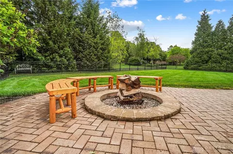 7230 Beaver Brook Dr, Springboro, OH 45066 photo 52
