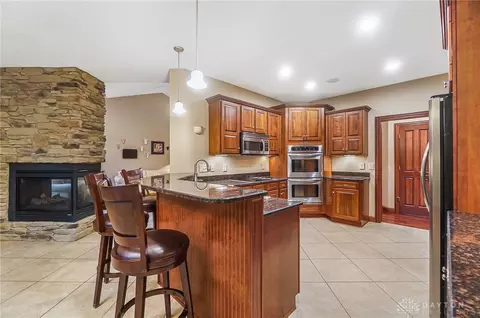7230 Beaver Brook Dr, Springboro, OH 45066 photo 11