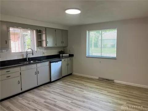 1708 Windemere Dr, Kettering, OH 45429 photo 9