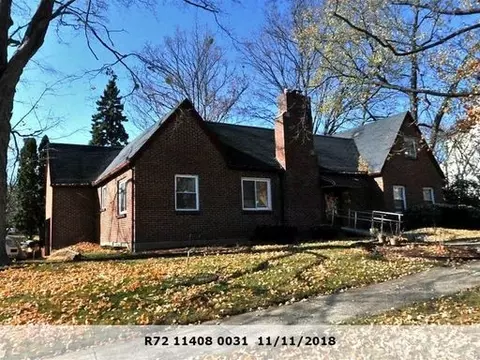 2205 Mayfair Rd, Dayton, OH 45405