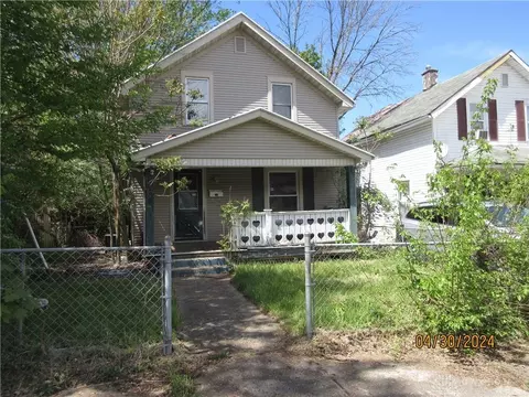 925 Pine St, Springfield, OH 45505