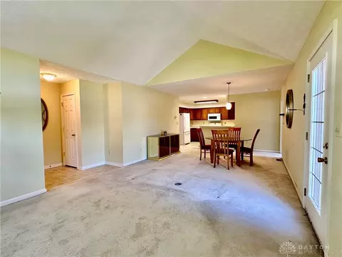 780 Deerfield Trl, Springfield, OH 45503 photo 8