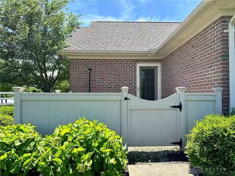 780 Deerfield Trl, Springfield, OH 45503 photo 4