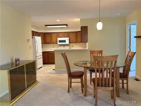 780 Deerfield Trl, Springfield, OH 45503 photo 9