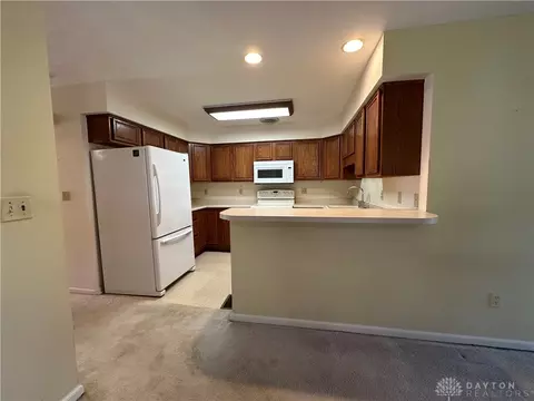 780 Deerfield Trl, Springfield, OH 45503 photo 10