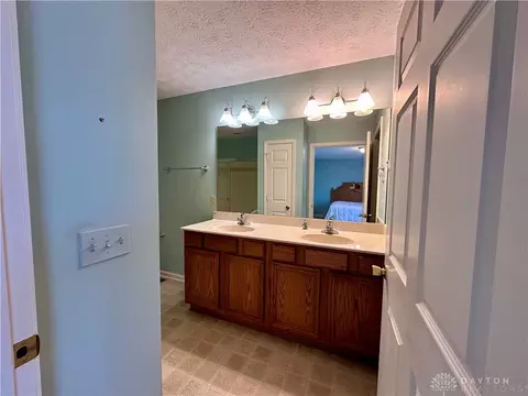 780 Deerfield Trl, Springfield, OH 45503 photo 18