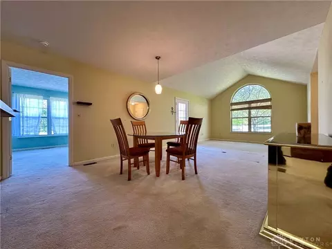 780 Deerfield Trl, Springfield, OH 45503 photo 7