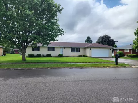 245 Miller Ave, Eaton, OH 45320