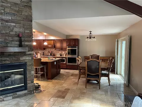715 Hidden Cir, Centerville, OH 45458 photo 42