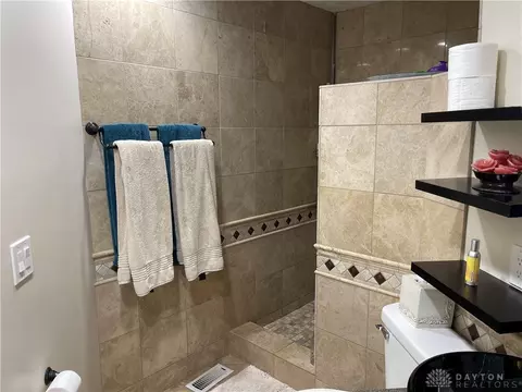 715 Hidden Cir, Centerville, OH 45458 photo 28