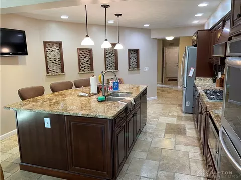 715 Hidden Cir, Centerville, OH 45458 photo 37